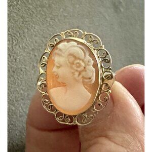 14K Yellow GOLD + CAMEO COCKTAIL RING Size 7.5 Mid-Century Handcarved SHELL Vtg